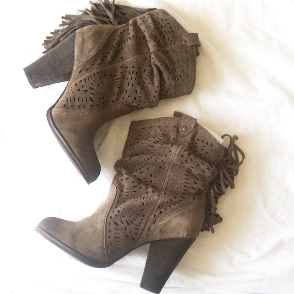 NWOT leather heeled fringe boots